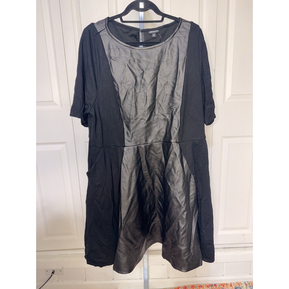 NWT Torrid Faux Leather Black Fit-to-flare Dress Size 3x - Picture 2 of 8